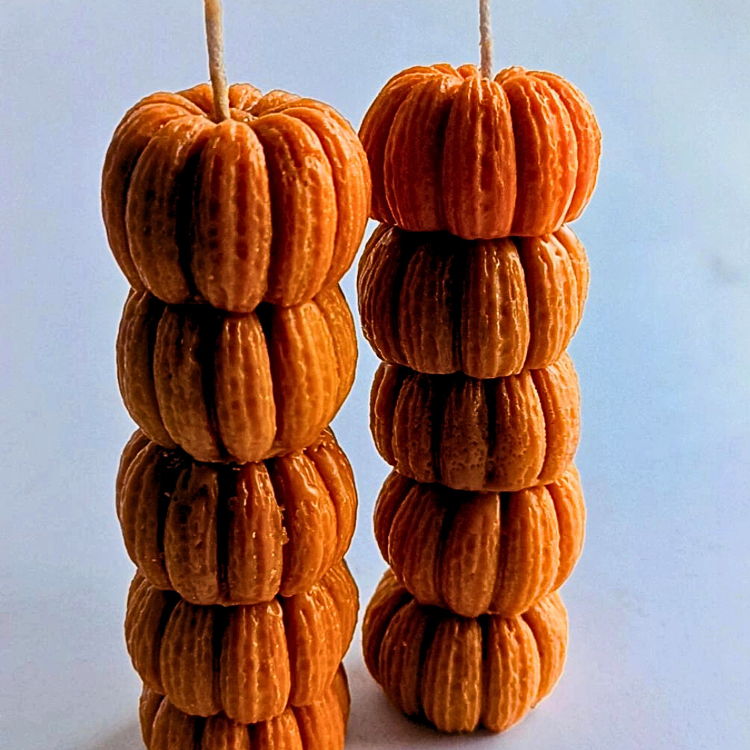 Pumpkin Stack Candle 🎃